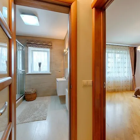 Arenda Apartments - Surganova,5A